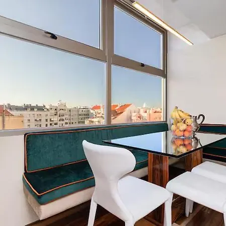 Saldanha Penthouse Vila *
